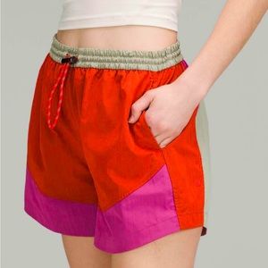 NEW NWT | LULULEMON ATHLETICA | Evergreen High-Rise Short 4.5